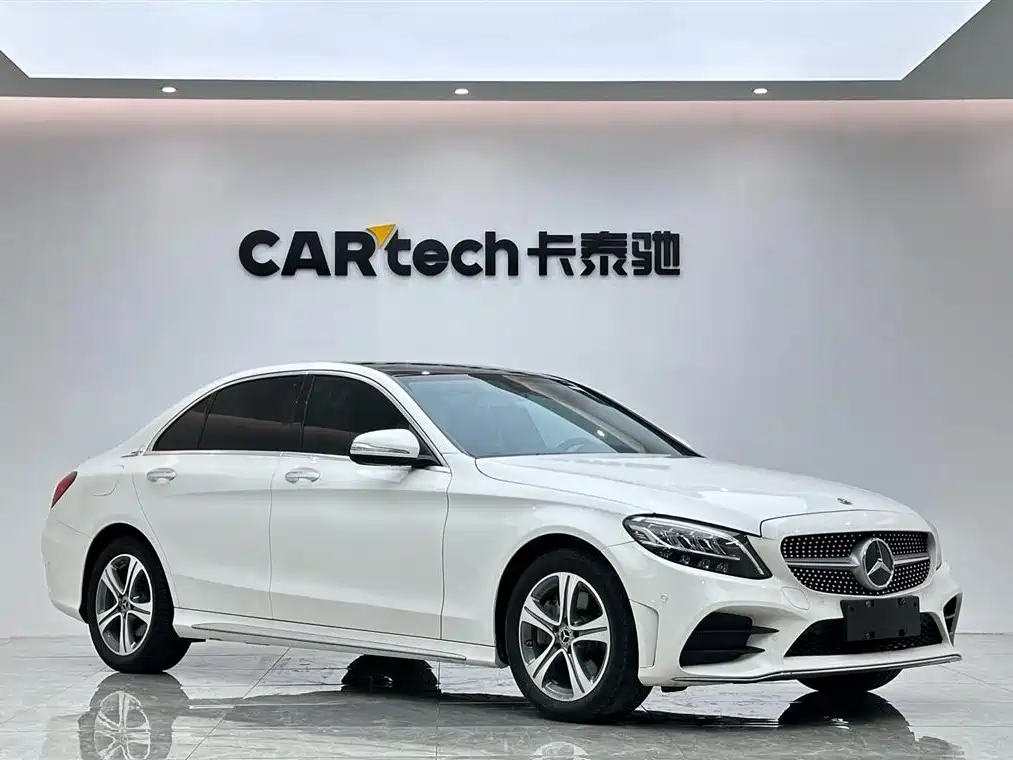 Mercedes-Benz C-Class 2019 — фото 6