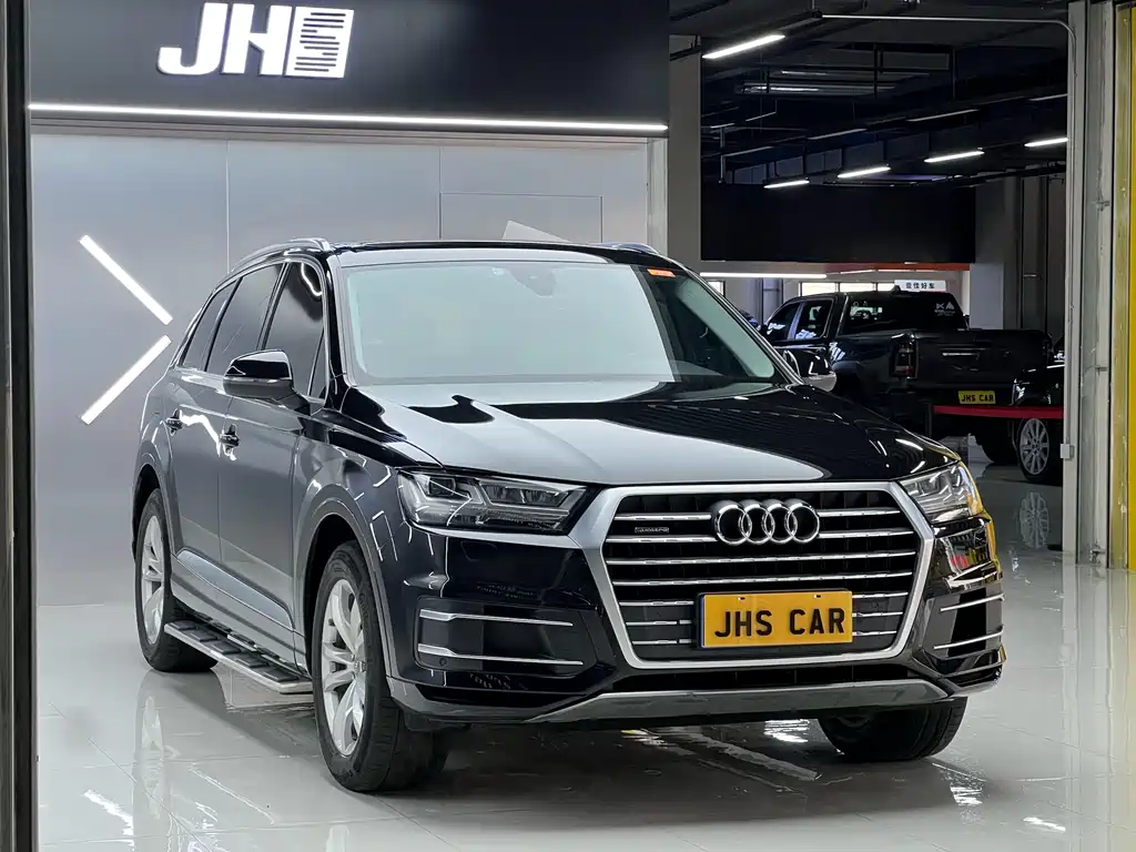 Audi Q7 2019 — фото 3