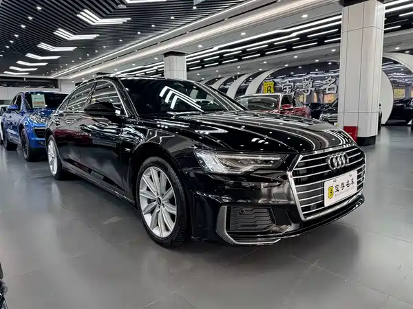 Audi A6L 2022
