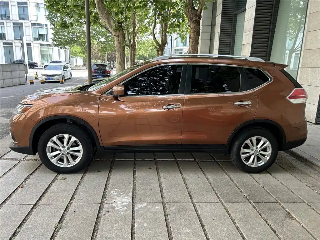 Nissan X-Trail 2015 — фото 7