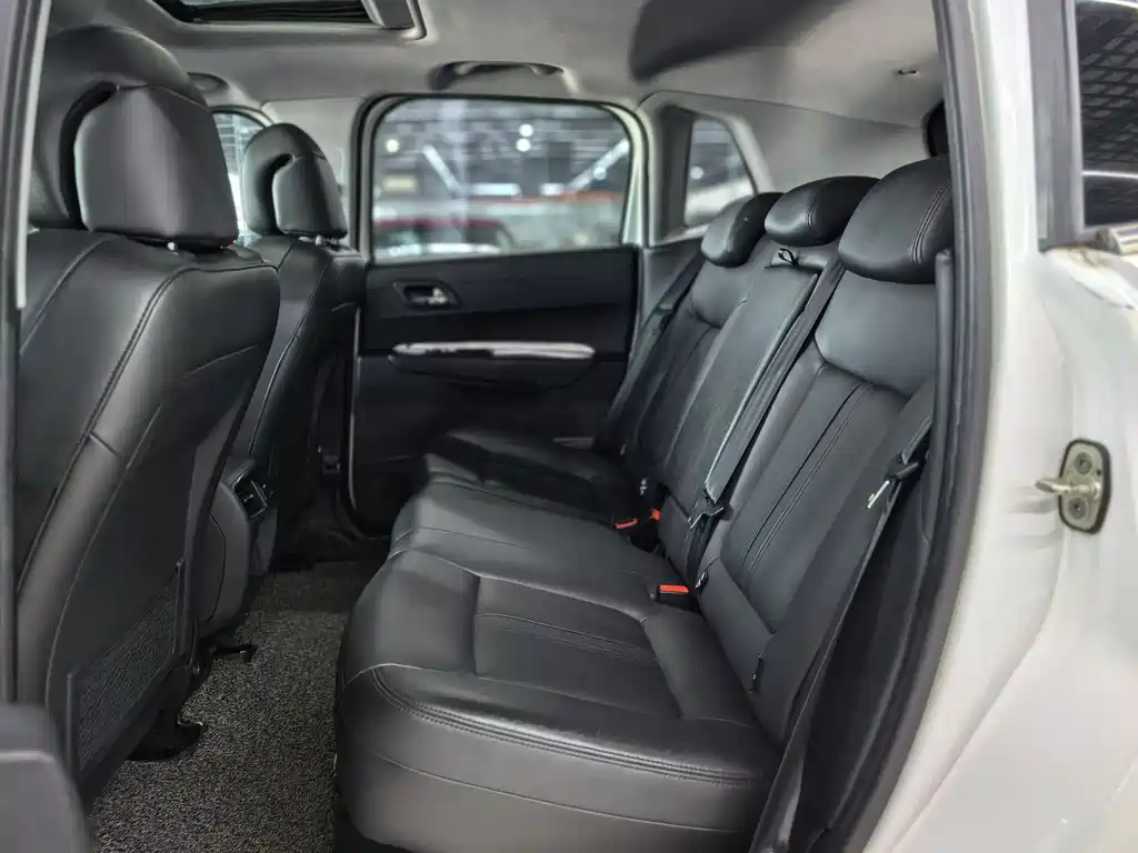 Peugeot 3008 2014 — фото 13