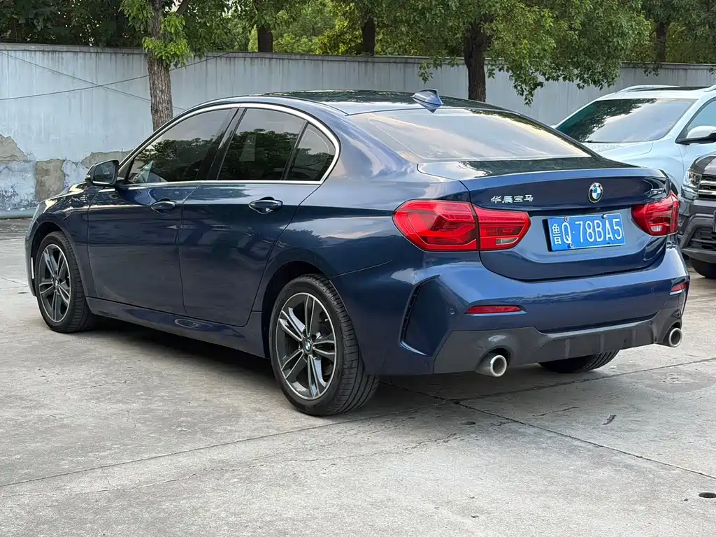 BMW 1 Series 2022