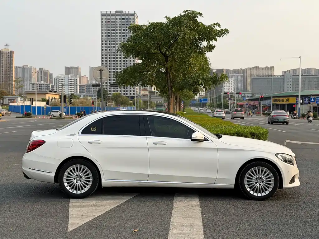 Mercedes-Benz C-Class 2015 — фото 7