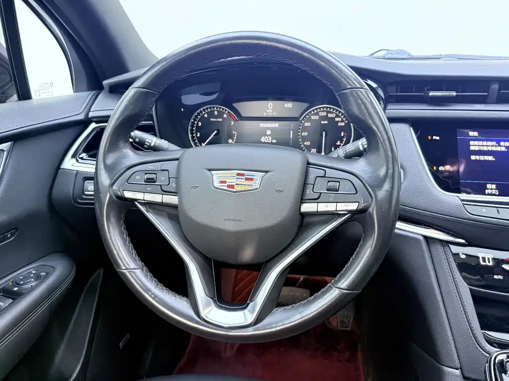 Cadillac XT6 2021 — фото 11