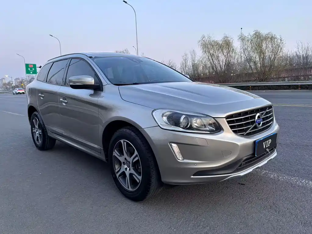 Volvo XC60 2014 — фото 3