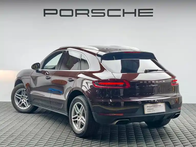 Porsche Macan 2017 — фото 6