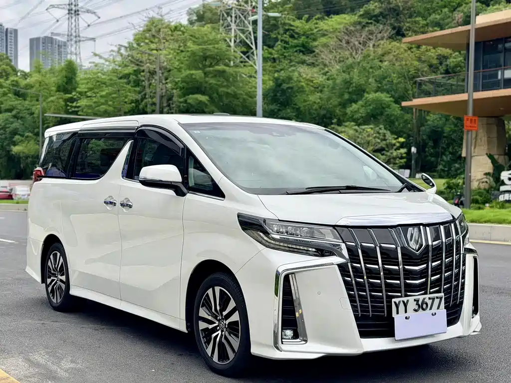 Toyota Alphard 2026 — фото 3