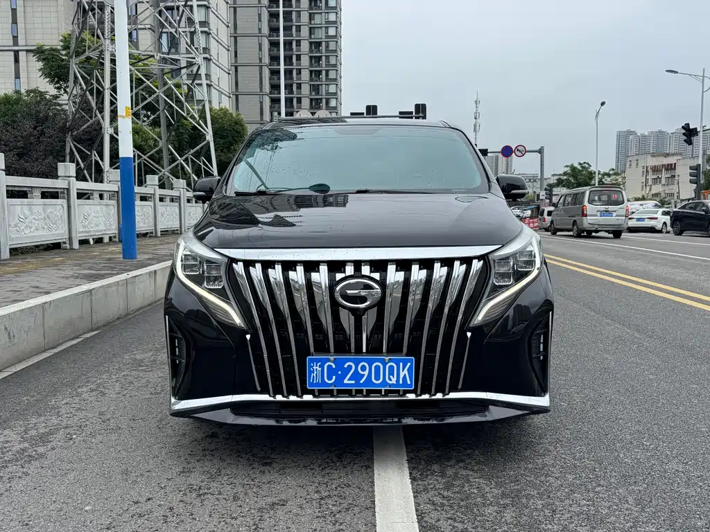 GAC Motor Trumpchi M8 2022 — фото 2