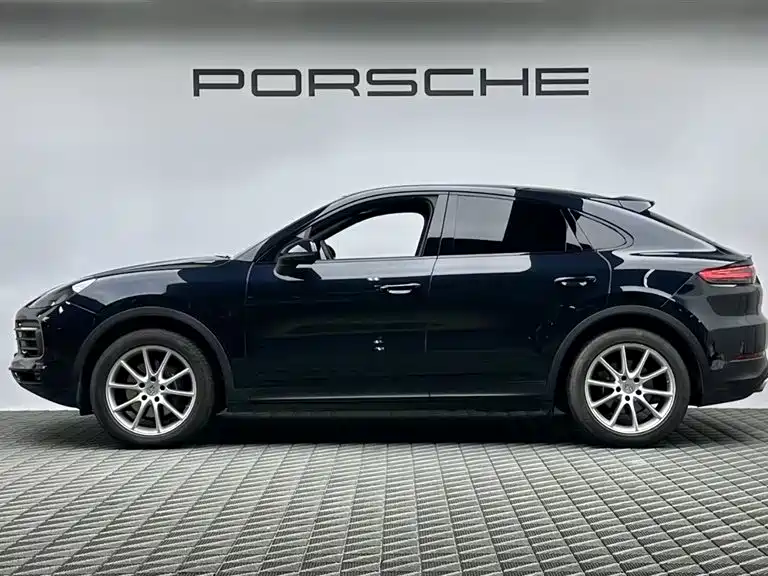Porsche Cayenne 2023