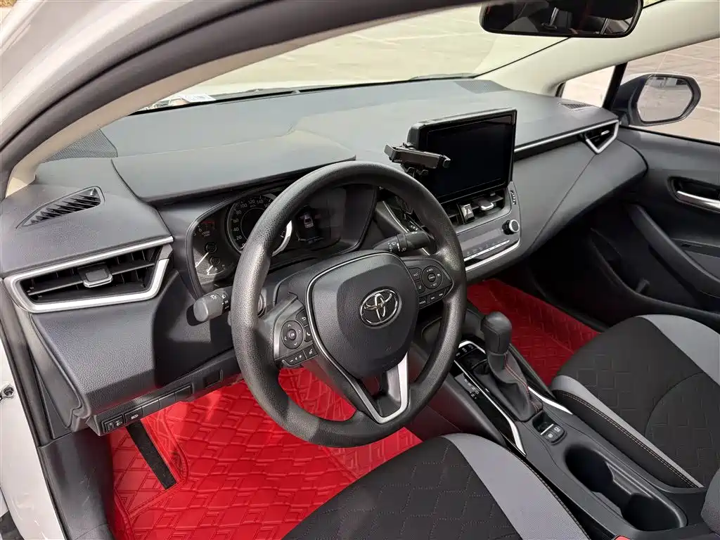 Toyota Corolla 2022 — фото 10