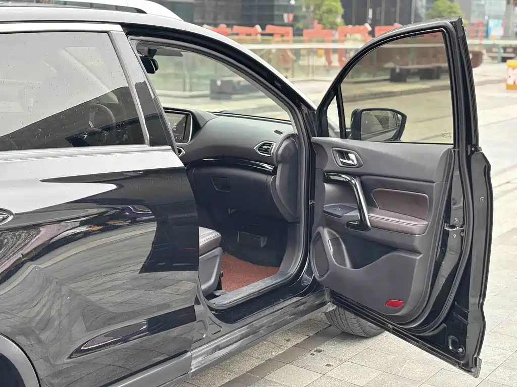GAC Motor Trumpchi GS4 2019 — фото 11