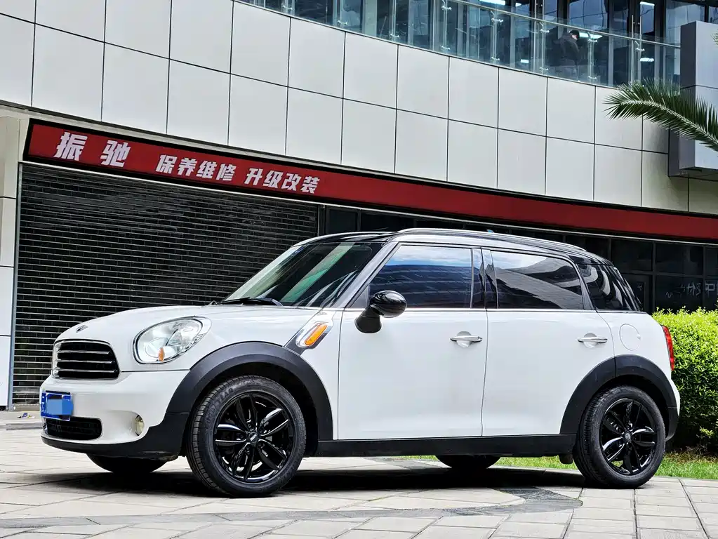 MINI Countryman 2013