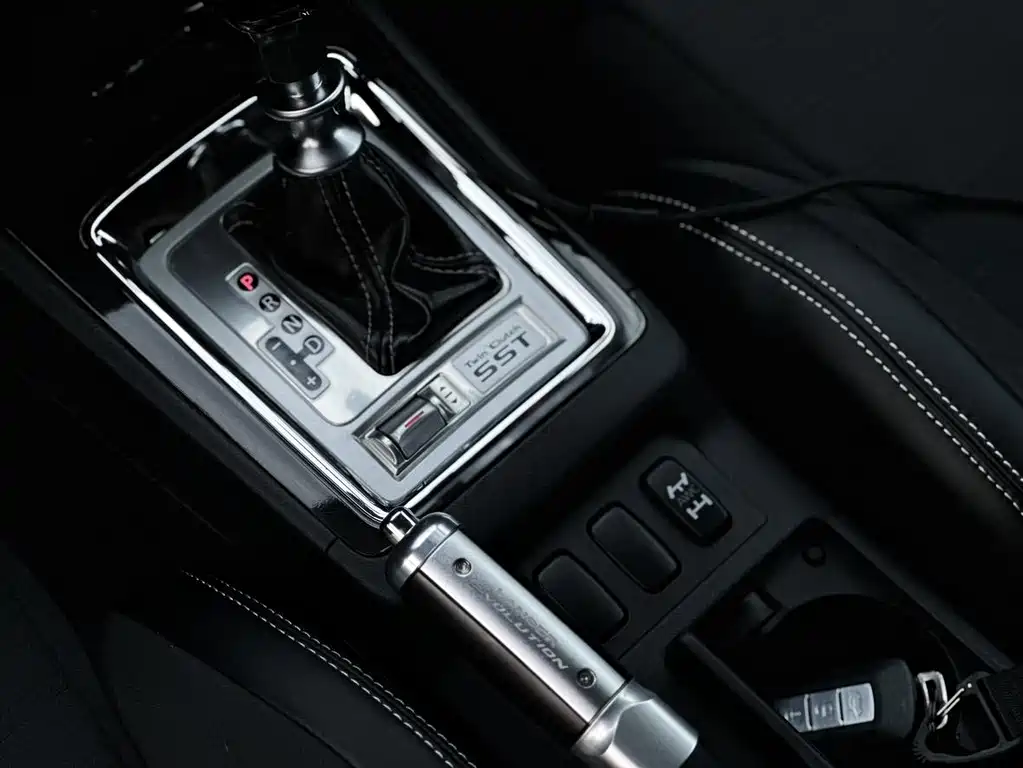 Mitsubishi Lancer 2011 — фото 14