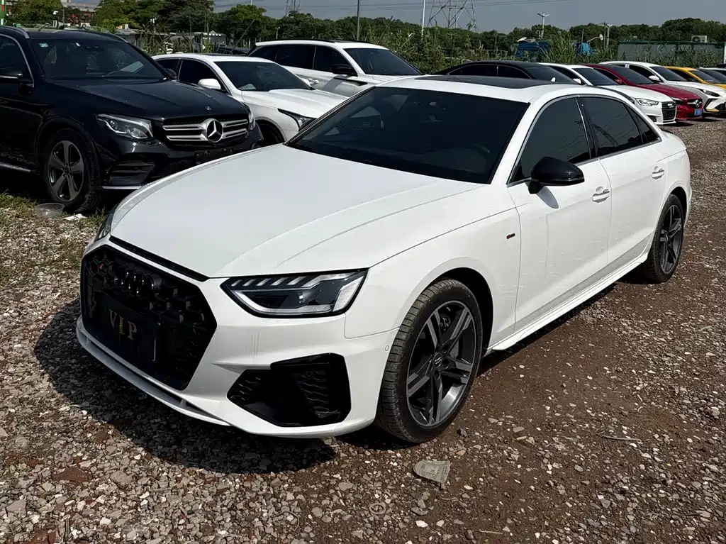 Audi A4L 2020
