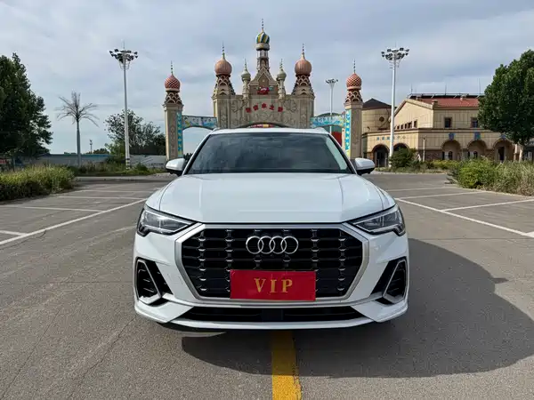 Audi Q3 2023
