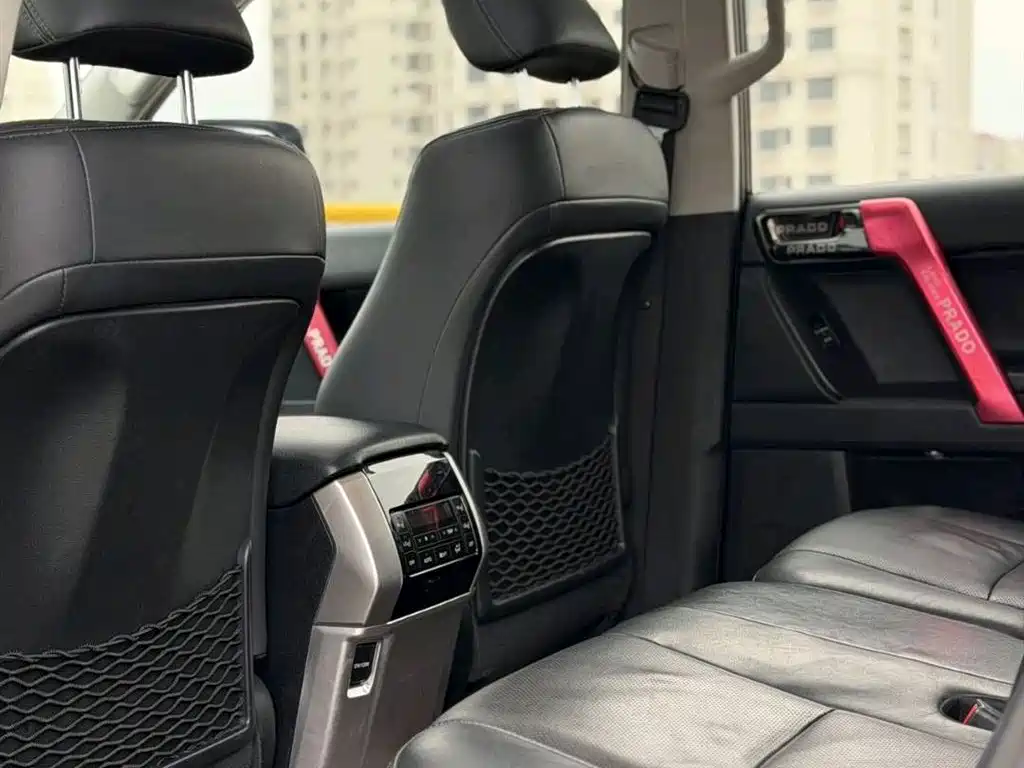 Toyota Prado 2019 — фото 15