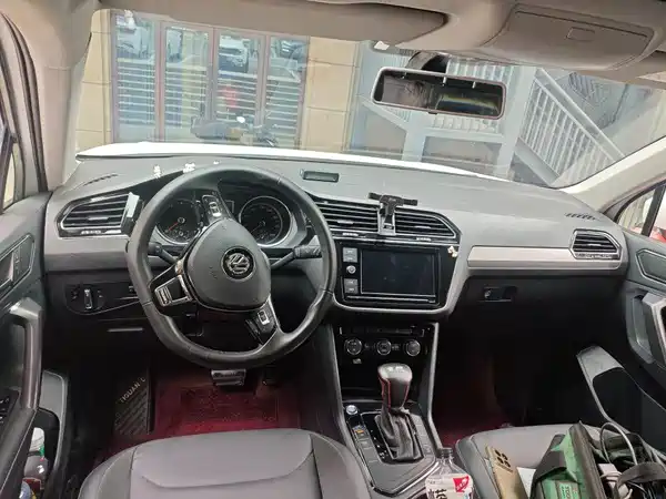 Volkswagen Tiguan L 2019