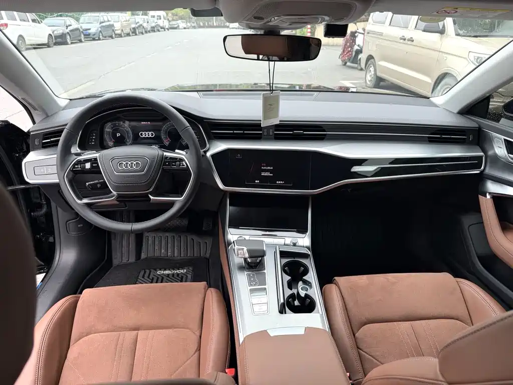 Audi A7L 2025 — фото 9