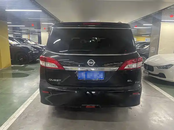 Nissan Quest 2017