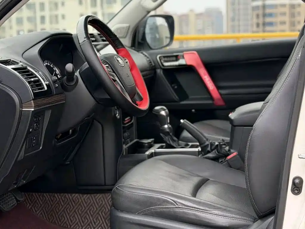 Toyota Prado 2019 — фото 12