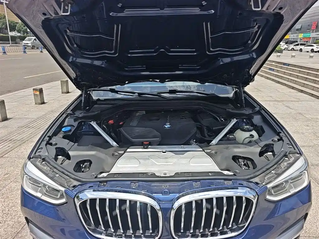 BMW X3 2018 — фото 16
