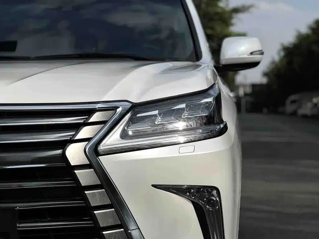 Lexus LX 2019 — фото 5