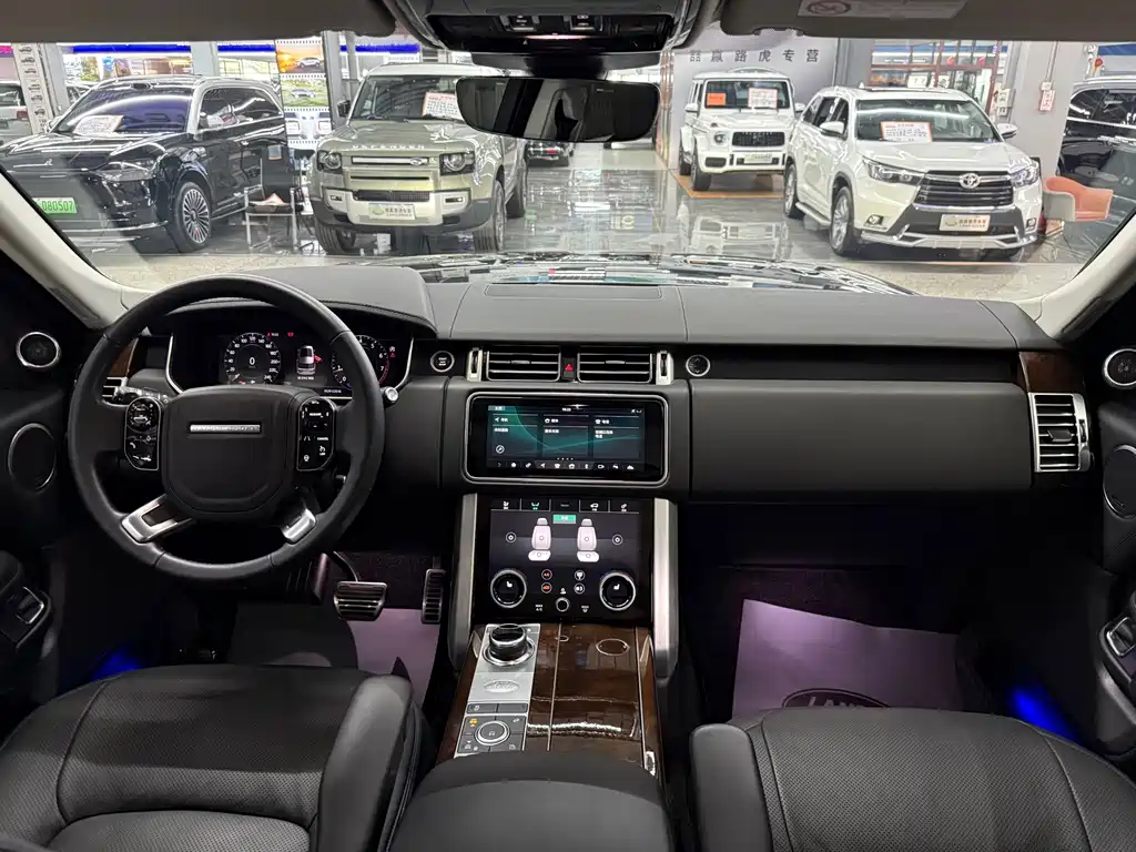 Land Rover Range Rover 2020 — фото 8