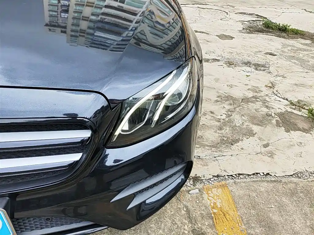 Mercedes-Benz E-Class 2016 — фото 24
