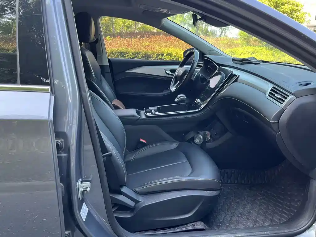 Roewe i6 MAX 2022 — фото 13