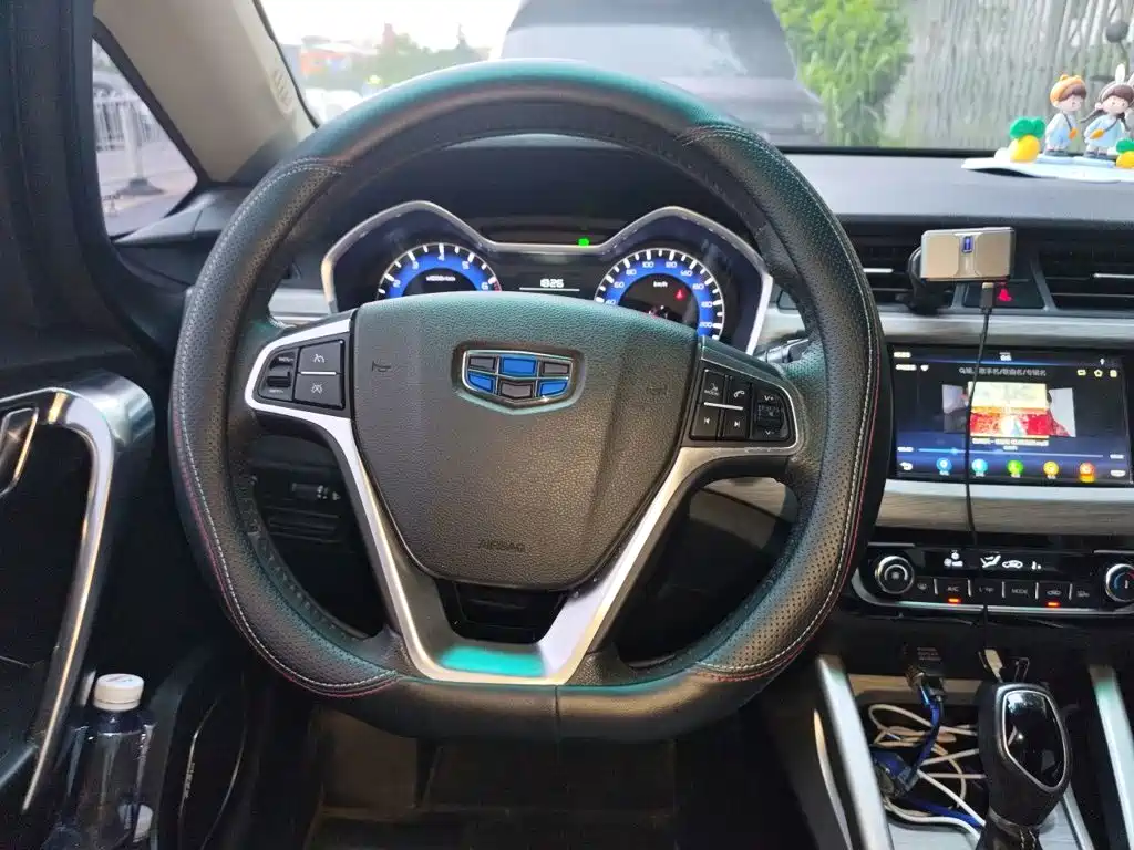 Geely Vision X3 2017
