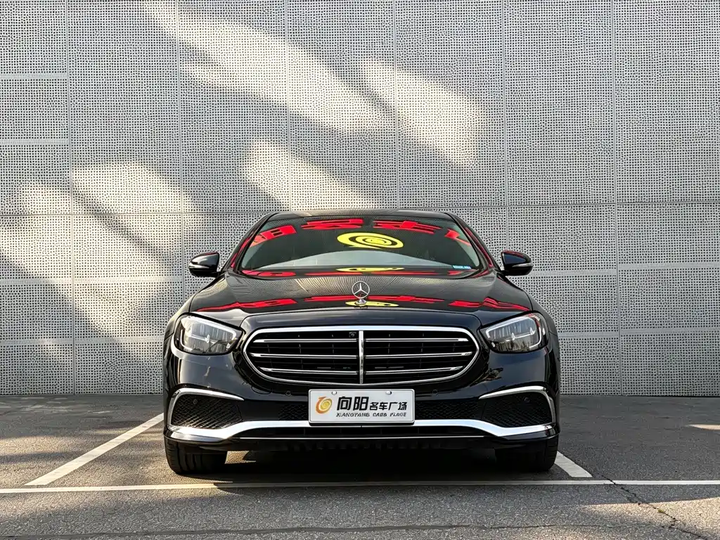 Mercedes-Benz E-Class 2023 — фото 2