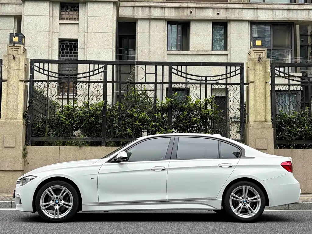 BMW 3 Series 2019