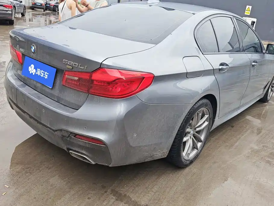 BMW 5 Series 2019