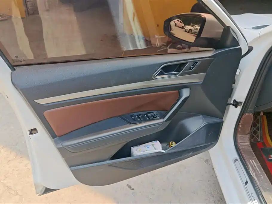 Volkswagen Lavida 2021