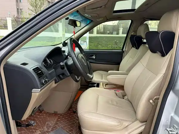 Buick GL8 2015