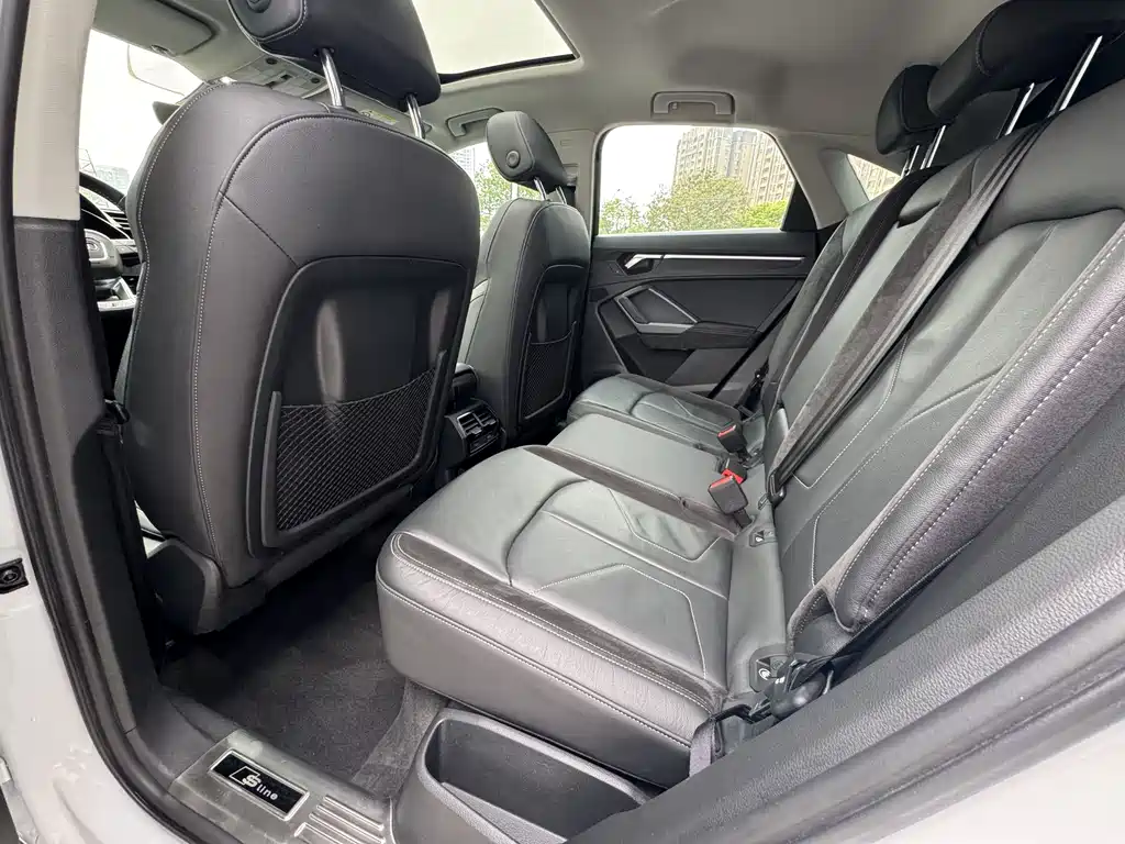 Audi Q3 Sportback 2021 — фото 22