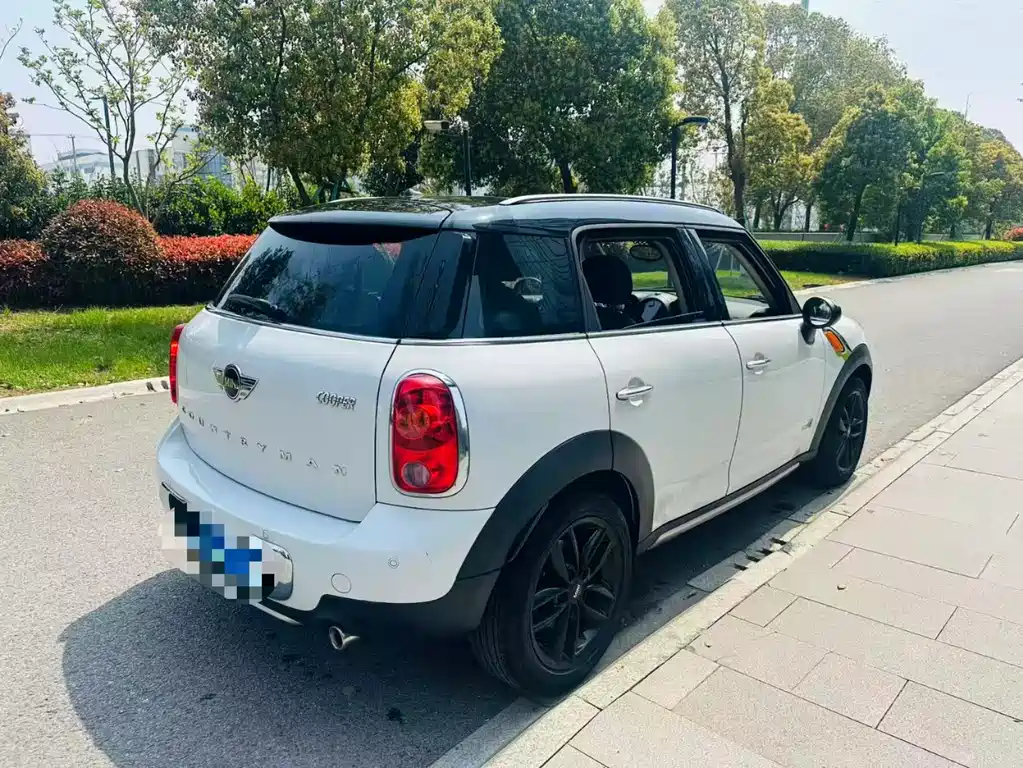 MINI Countryman 2016