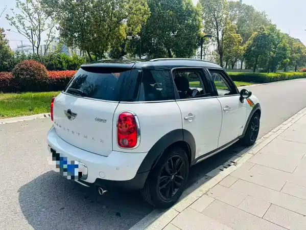 MINI Countryman 2016