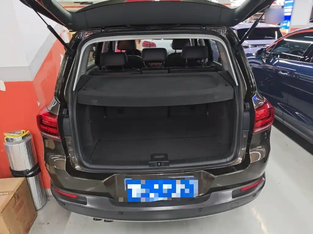 Volkswagen Tiguan 2015 — фото 19