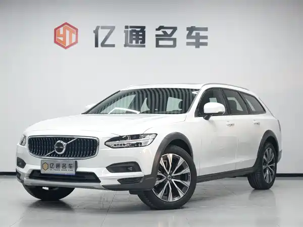 Volvo V90 2023