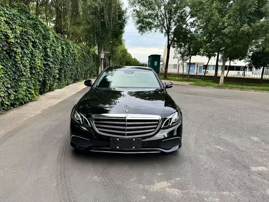 Mercedes-Benz E-Class 2017 — фото 2