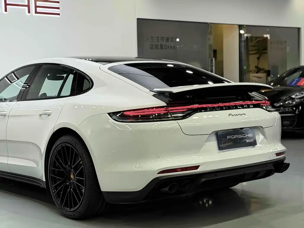 Porsche Panamera 2023 — фото 14