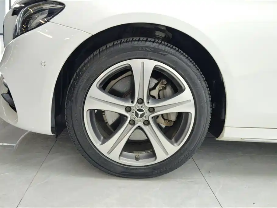Mercedes-Benz E-Class 2019