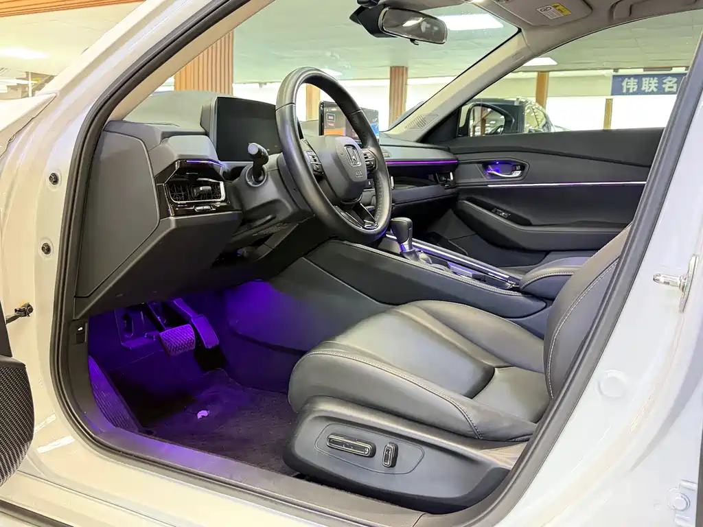 Honda Inspire 2025 — фото 4