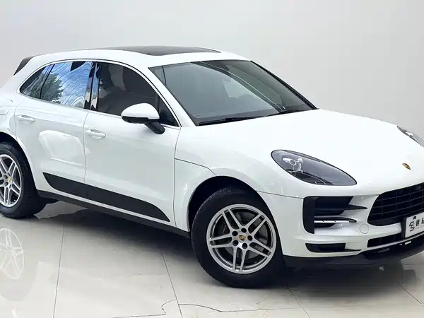 Porsche Macan 2022