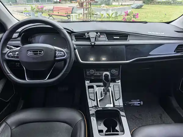 Geely Emgrand GL 2020
