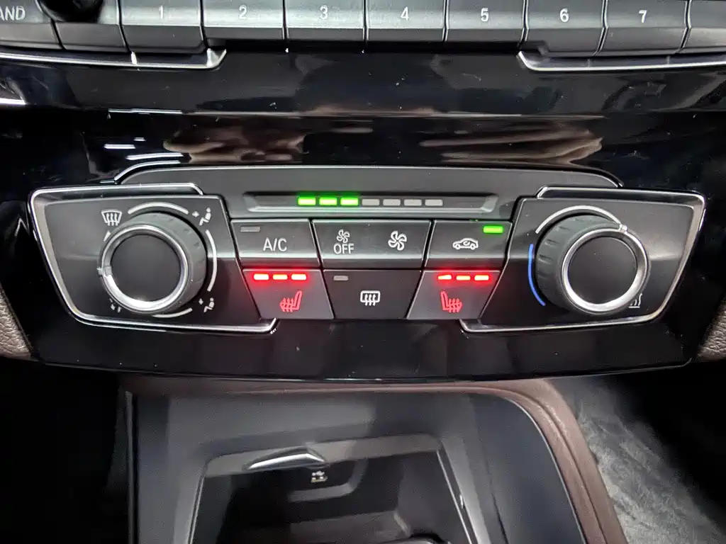 BMW X1 2022 — фото 16