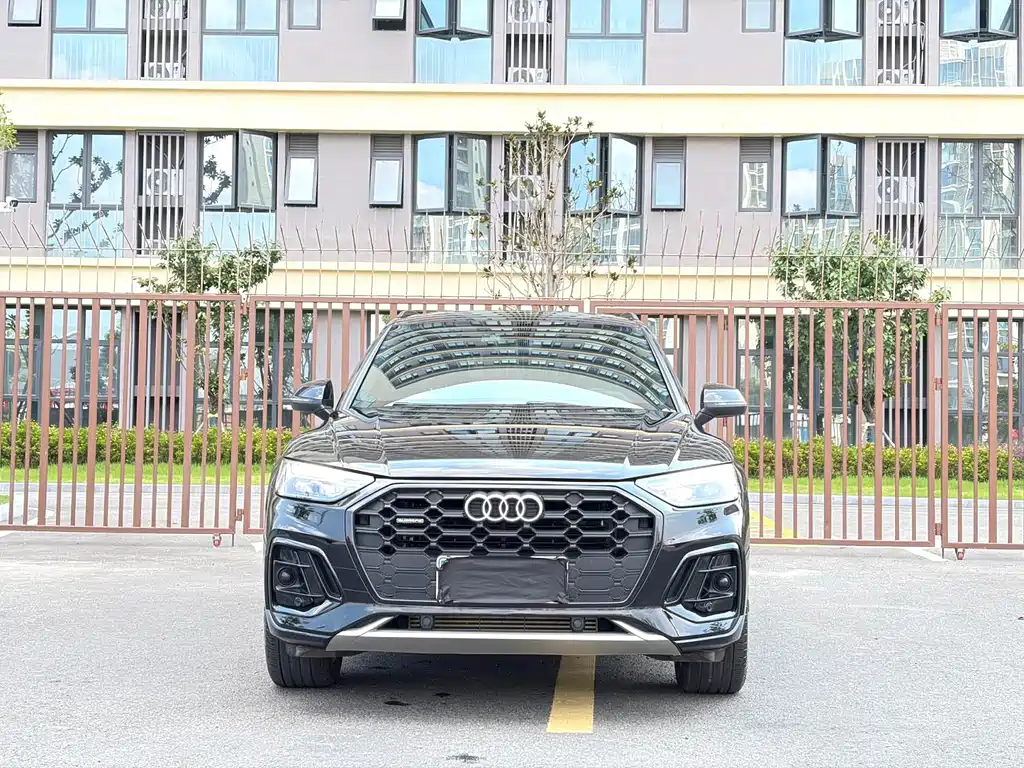 Audi Q5L 2023 — фото 2