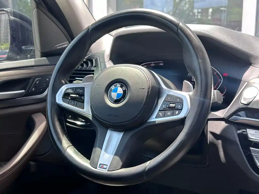 BMW X3 2021 — фото 9