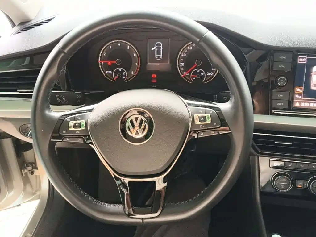 Volkswagen Lavida 2019 — фото 11
